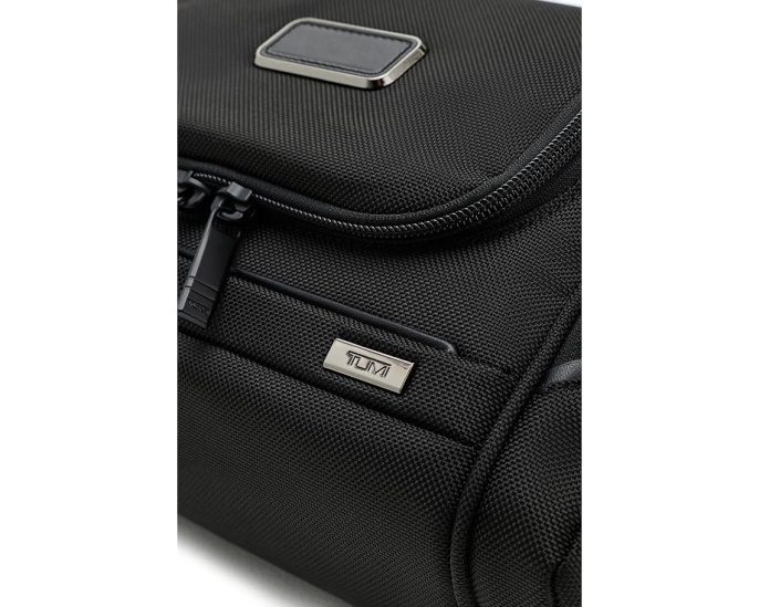 Дорожный несессер Hanging Travel Kit Tumi