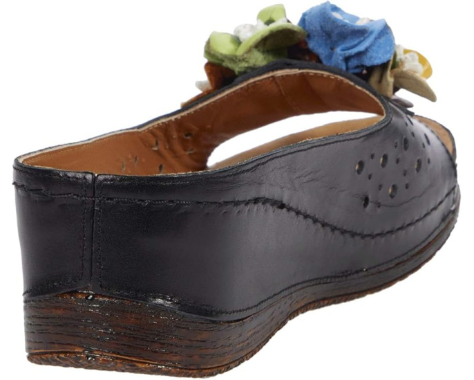 Сандалии Spring Step Flowerchild с кожаными цветами и перфорированным верхом
