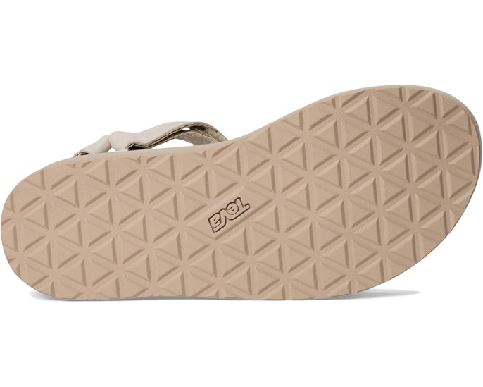 Сандалии Midform Universal Studded от Teva на платформе с шипами