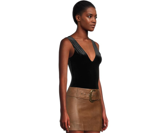 Боди Commando Velvet Deep-V с глубоким вырезом из бархата