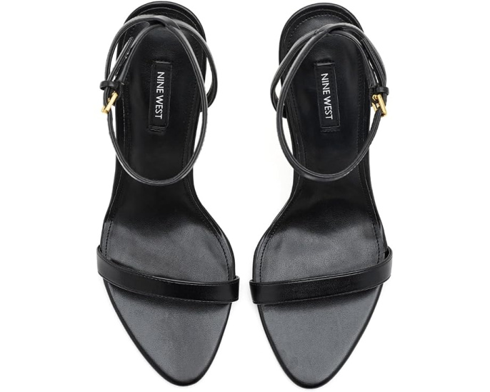 Босоножки Reina 3 Nine West на каблуке с ремешком