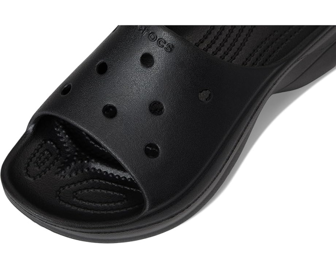 Сандалии Crocs Slide с платформой и смелым дизайном