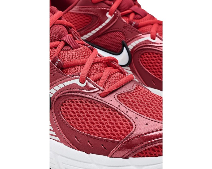 Nike V5 RNR кроссовки с сетчатым верхом и пеноматериалом