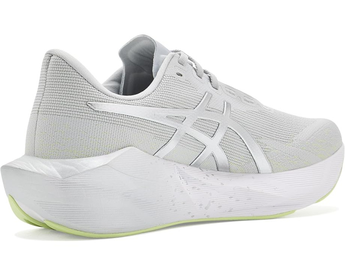 Кроссовки ASICS Novablast 6 Platinum