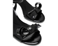 Босоножки Anne Klein Jeanne на каблуке с ремешком