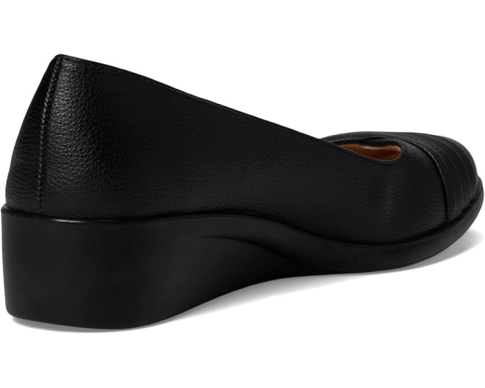 Балетки Jenna Slip-On от LifeStride с клиновидным каблуком
