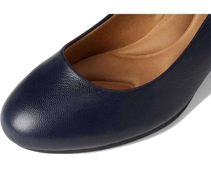 Туфли Comfortiva Amora на устойчивом каблуке с памятью формы