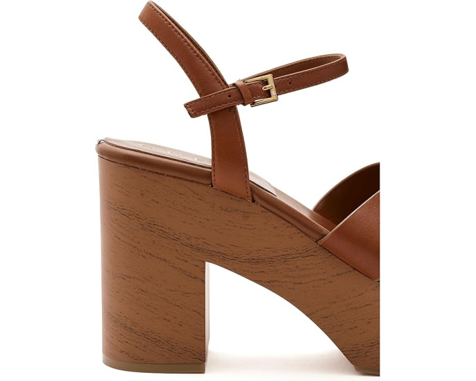 Босоножки GUESS Qeelin с каблуком и платформой