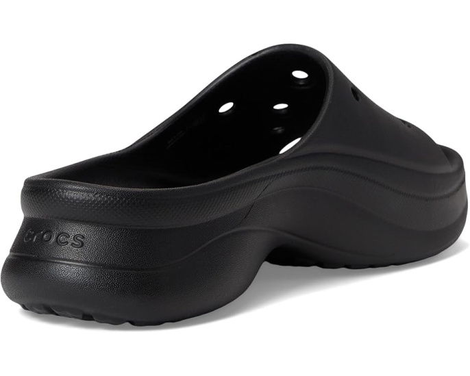 Сандалии Crocs Slide с платформой и смелым дизайном