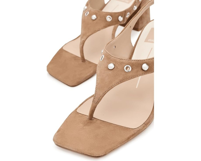 Босоножки Yves Studs от Dolce Vita на каблуке
