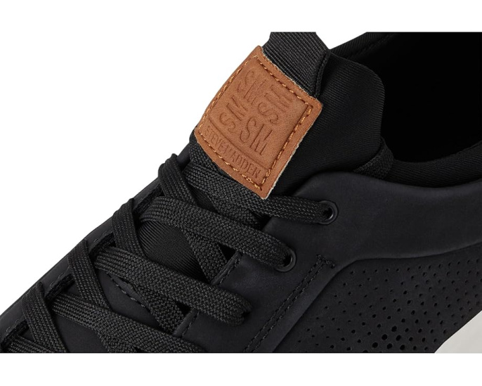 Кроссовки Steve Madden Oasys Lifestyle с перфорацией