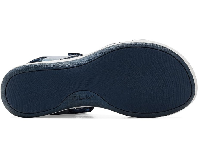 Сандалии Mira Bay на платформе с застежкой на липучке от Clarks