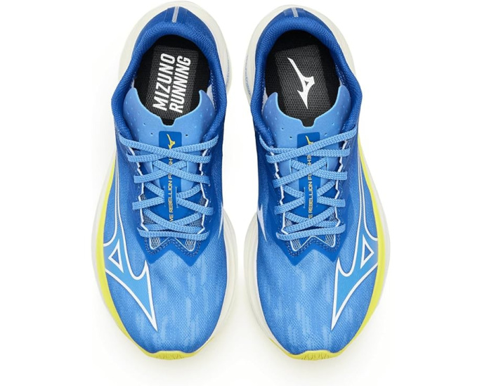 Беговые кроссовки Mizuno Wave Rebellion Flash 3 с технологией Smooth Speed Assist и пластиной Wave