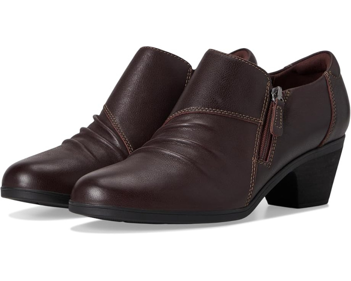 Туфли Clarks Emily 2 Braley с миндалевидным носком и молнией