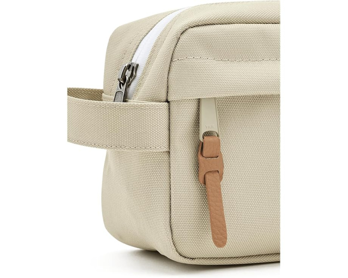 Маленькая дорожная косметичка Herschel Supply Co. Chapter из переработанных материалов
