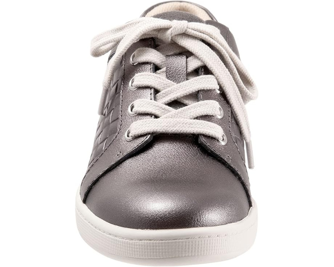 Кроссовки Trotters Adore из кожи с классической шнуровкой