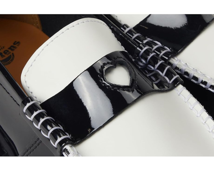 Лоферы Dr. Martens Penton Heart с вырезом в форме сердца и ремешком