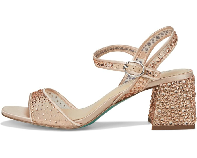 Туфли Otis на устойчивом каблуке со стразами от Blue by Betsey Johnson