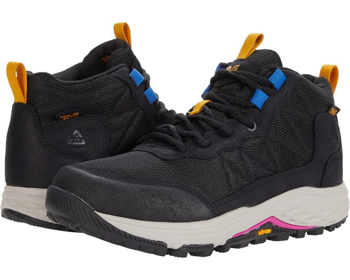 Teva Ridgeview Mid ботинки на мембране и подошве Vibram