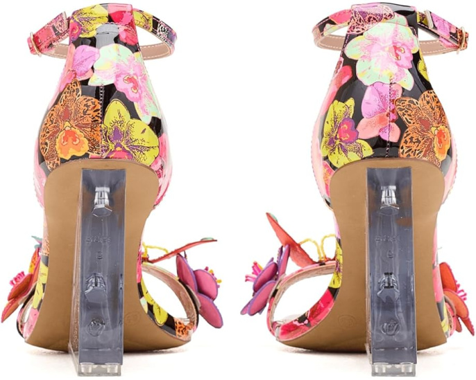Blue by Betsey Johnson Сандалии Santino с 3D цветами и люцитовым каблуком