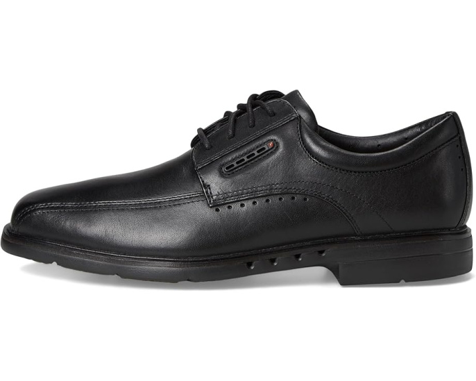 Clarks Un Kendric Way с кожаным верхом и круглым носком