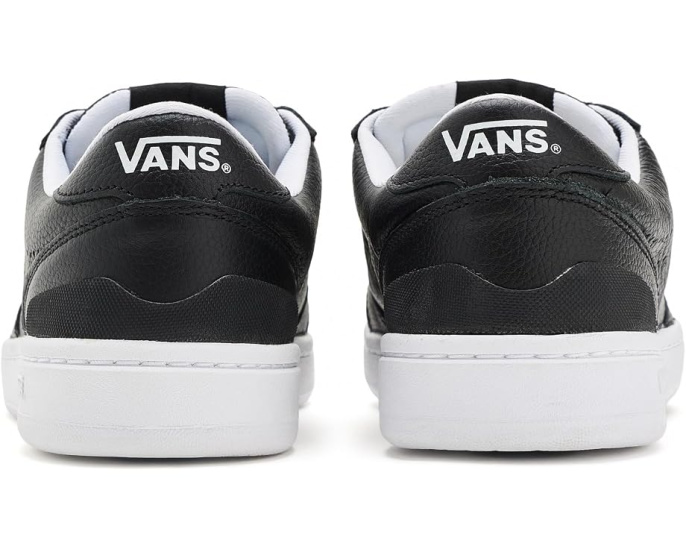 Кеды Vans Court Low из прочного канваса