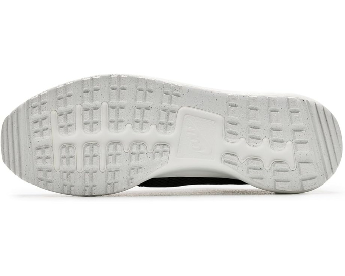 Гольф-обувь Nike Roshe Golf Next Nature из переработанных материалов