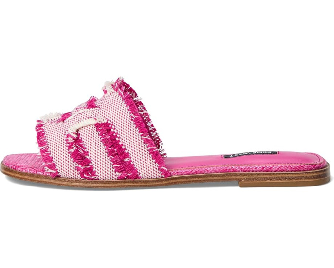 Плоские сандалии Germanny от Nine West с джинсовым верхом и квадратным носком