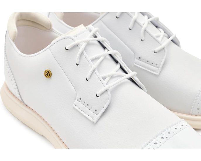 FootJoy Traditions Spikeless Cap Toe с кожаным верхом и бесшиповой подошвой