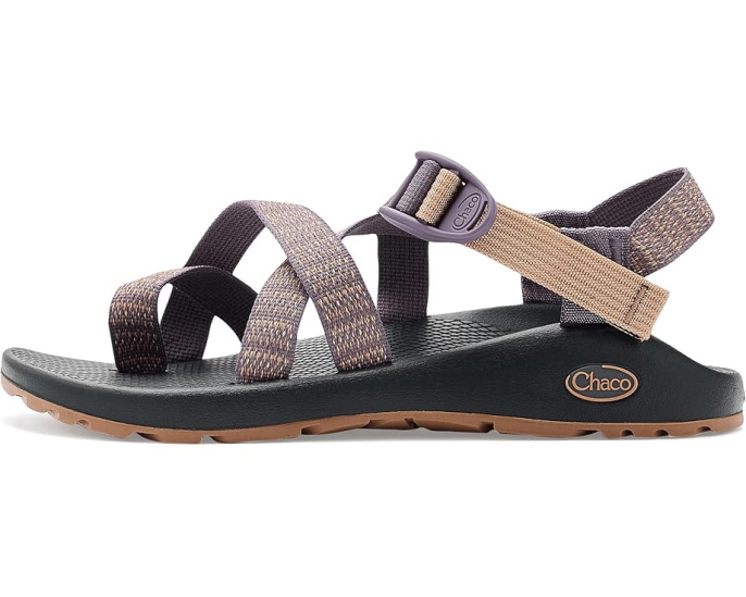 Сандалии Chaco Z2 Classic с регулируемыми ремешками и стелькой LUVSEAT