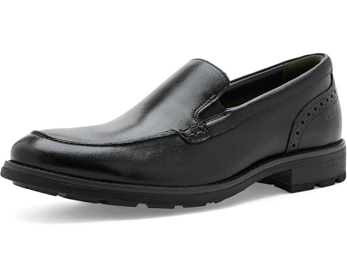 Clarks Emmet Step туфли на каждый день из черной гладкой кожи