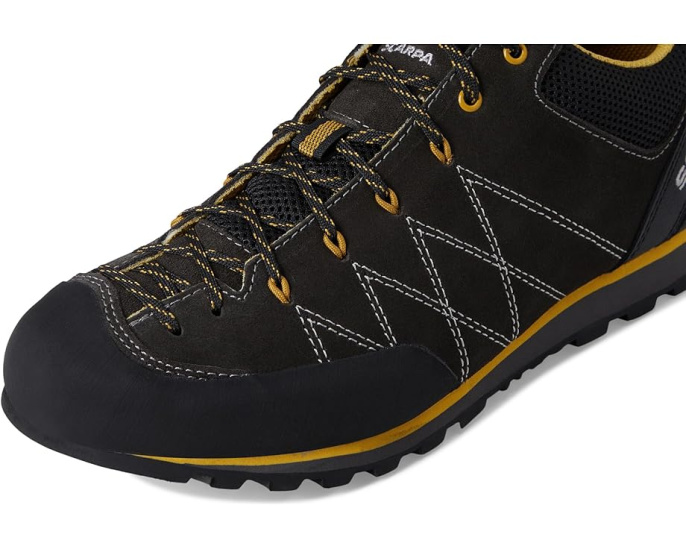 Трекинговые кроссовки Scarpa Crux из переработанных материалов