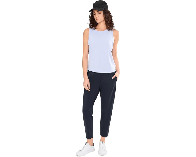 Брюки TravisMathew Moveknit Resilience с зауженным кроем и двумя карманами