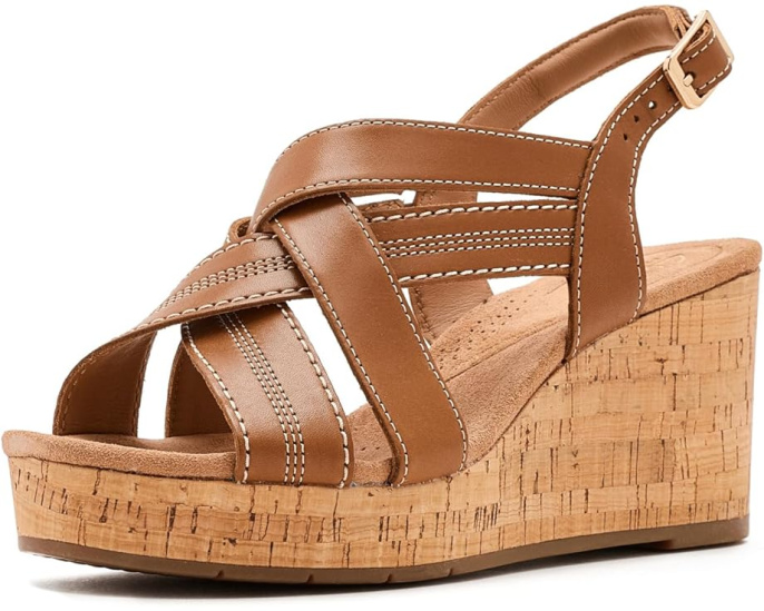 Сандалии Clarks Sabina Sling на пробковом клине с регулируемым ремешком