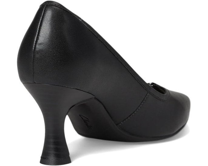 Туфли-лодочки Clarks Kataleyna West с острым носом и пеной Ultimate Comfort