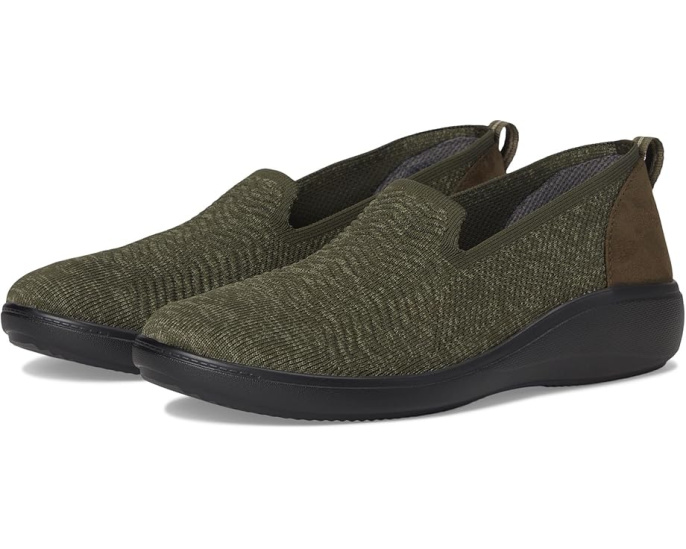 Мокасины Boulevard Slip-On с волнистым дизайном и технологией BZEES Air Step