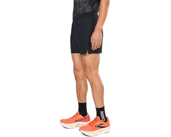 Brooks Dash Cooling Shorts шорты для бега