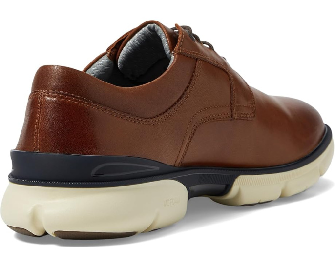 Johnston & Murphy Waterproof XC4 Tanner Plain Toe с системой Axis Chassis и стелькой с памятью формы