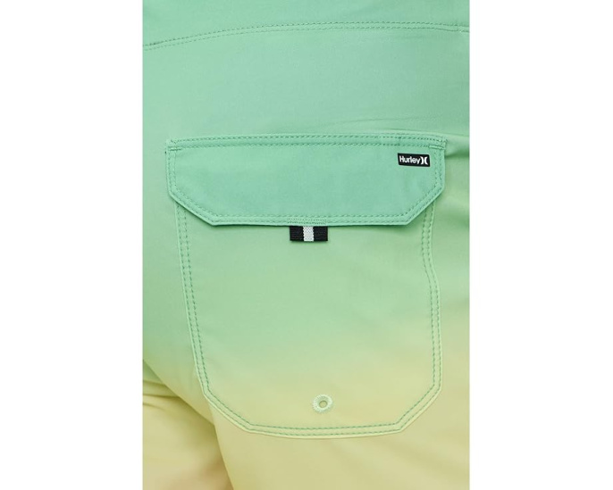 Плавки Hurley Phantom Eco Weekender 20 дюймов (51 см) из переработанных материалов