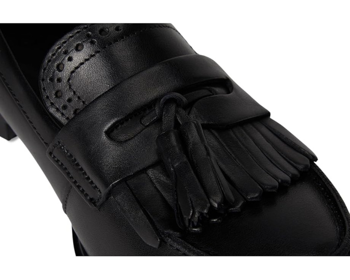 Лоферы ECCO Dress Classic 15 Tassel из лаковой кожи с кисточкой