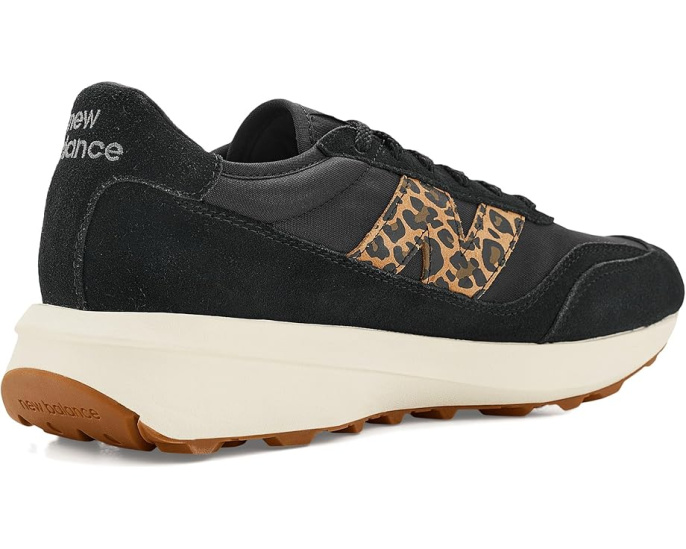 Классические кроссовки New Balance 370 с сетчатым верхом