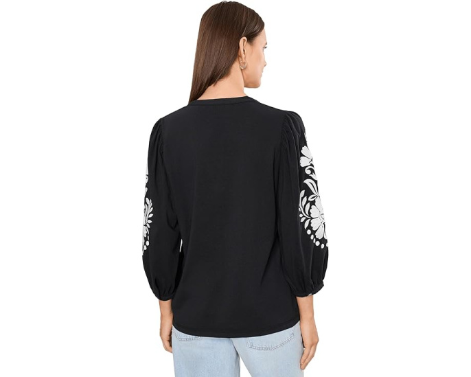 Блуза Embroidered Blouse от NYDJ с вышивкой хлопковая