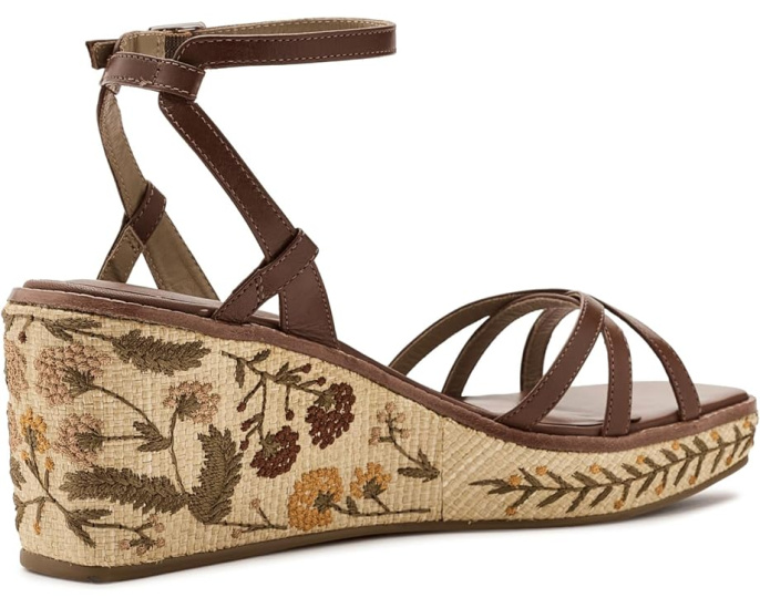 Сандалии Bernardo Cairo Embroidery с вышивкой рафия и танкеткой