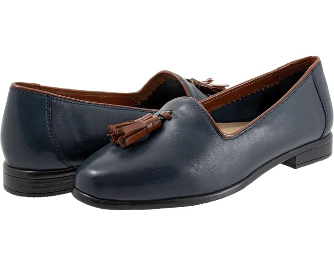 Лоферы Trotters Liz Tassel с кисточкой и миндалевидным носком