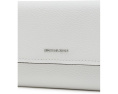 Клатч MICHAEL Michael Kors Jet Set Medium White на запястье