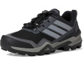 Треккинговые кроссовки Adidas Terrex Skychaser с технологией GORE-TEX®