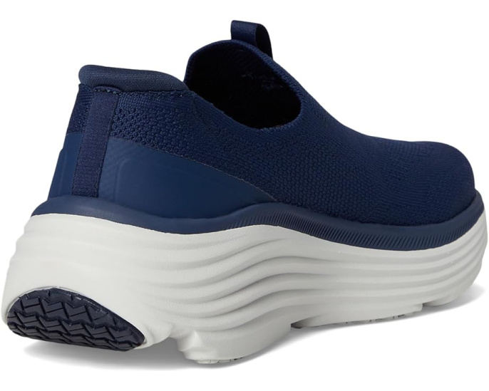 SKECHERS Max Cushioning Endeavour Sarasota с максимальной амортизацией