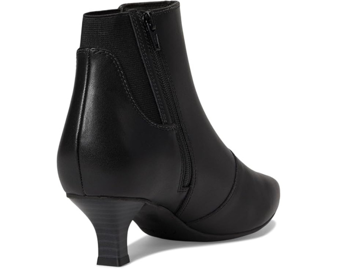 Ботильоны Clarks Kepley Erin с заостренным носком и котячьим каблуком