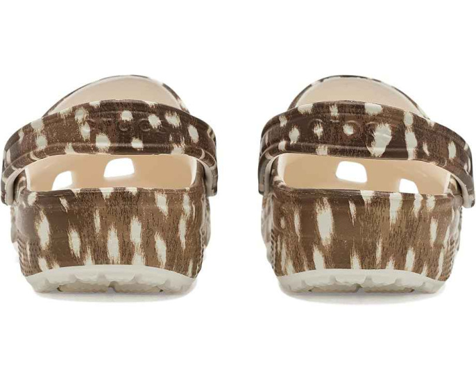 Клоги Classic Graphic Clogs от Crocs с принтом