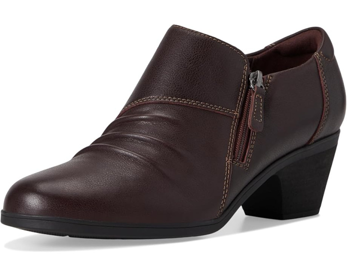 Туфли Clarks Emily 2 Braley с миндалевидным носком и молнией